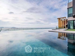 For sale 1 bed condo in Si Racha, Chonburi