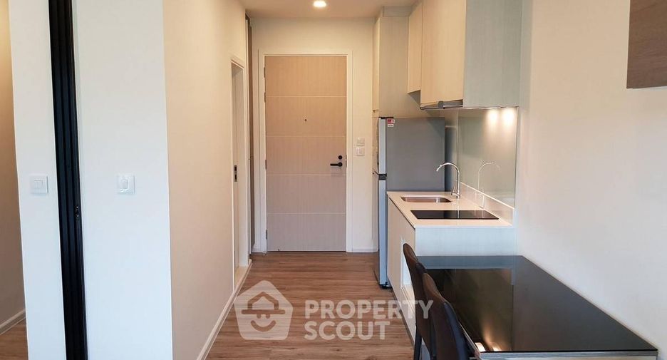 For sale 1 bed condo in Si Racha, Chonburi