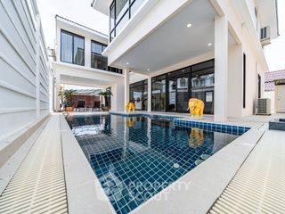 For sale 7 bedrooms house in Bang Lamung, Chonburi