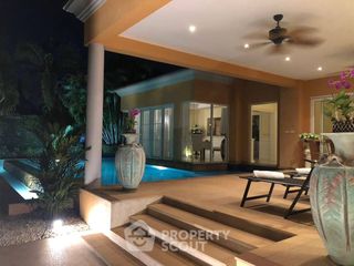 For sale 2 ベッドルーム villa in Bang Lamung, Chonburi