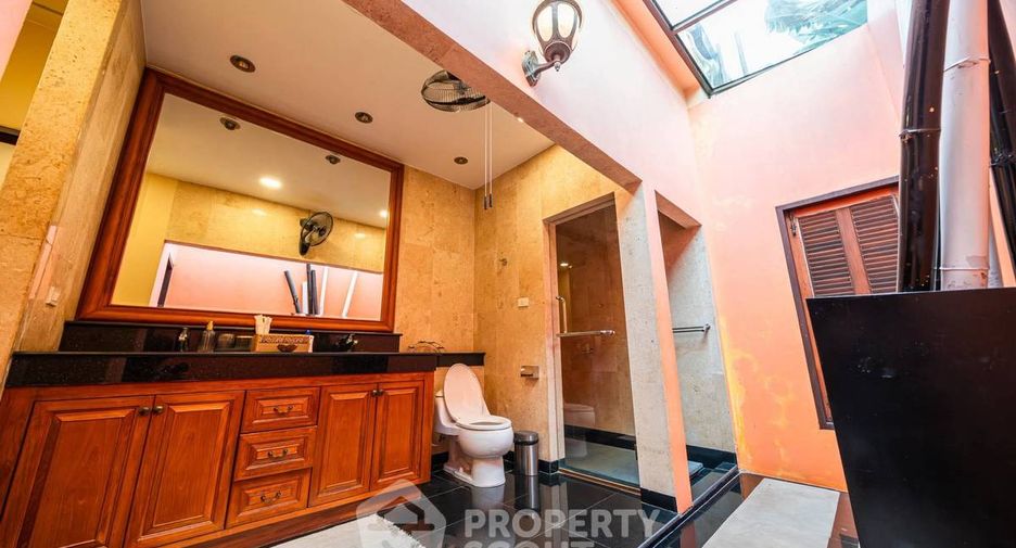 For sale 3 bedrooms house in Sattahip, Chonburi