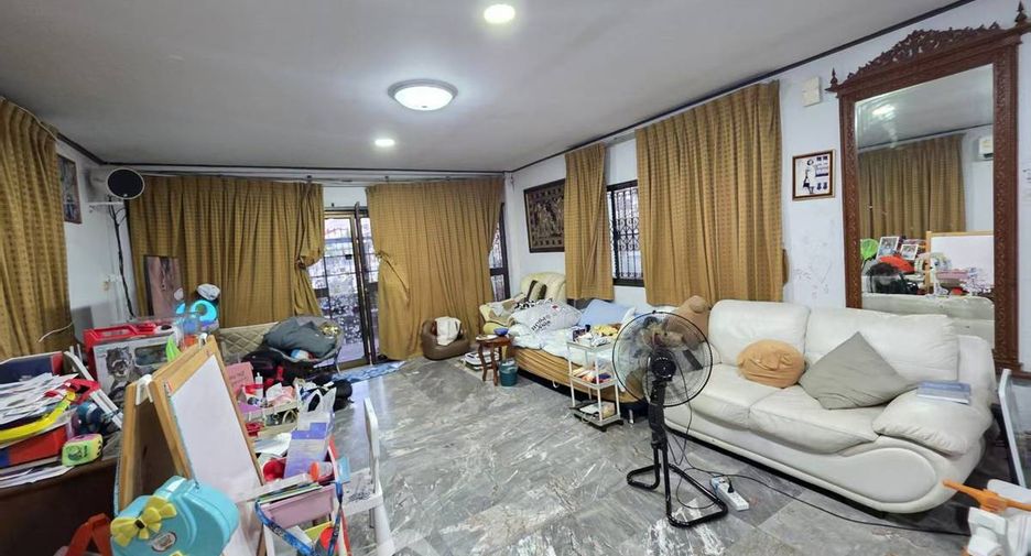 For sale 4 bedrooms house in South Pattaya, Pattaya