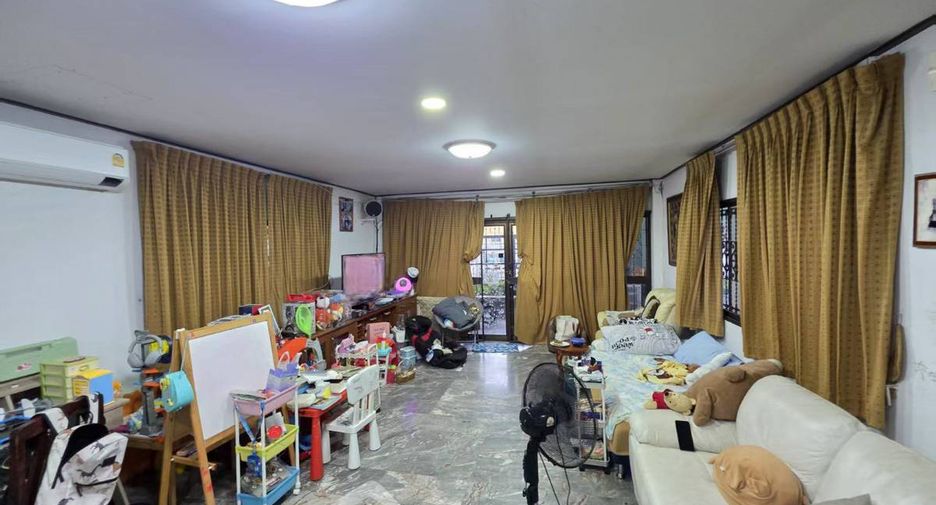 For sale 4 bedrooms house in South Pattaya, Pattaya