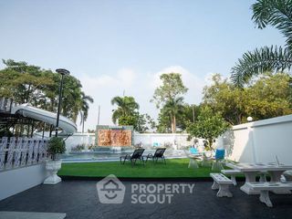 For rent and for sale 6 bedrooms villa in Bang Lamung, Chonburi