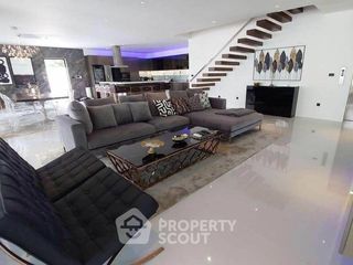 À vendre 6 chambres villa à Bang Lamung, Chonburi