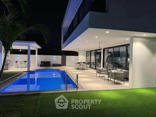À vendre 6 chambres villa à Bang Lamung, Chonburi