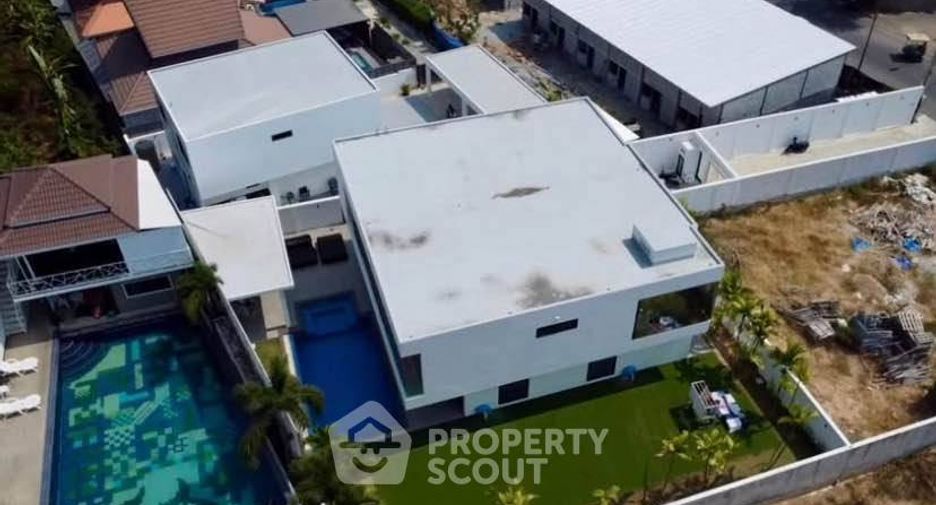 À vendre 6 chambres villa à Bang Lamung, Chonburi