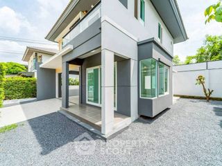 出售 3 卧室 独立屋 在 Bang Phli, Samut Prakan