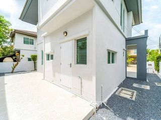 出售 3 卧室 独立屋 在 Bang Phli, Samut Prakan