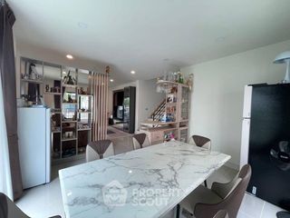 Продажа 3 спальни дом в Пращет, Бангкок