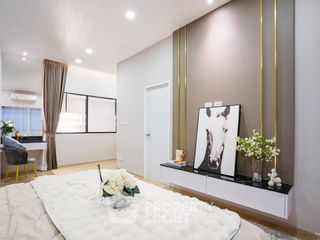 Villa zum Kauf mit 4 Zimmer in Bang Lamung, Chonburi