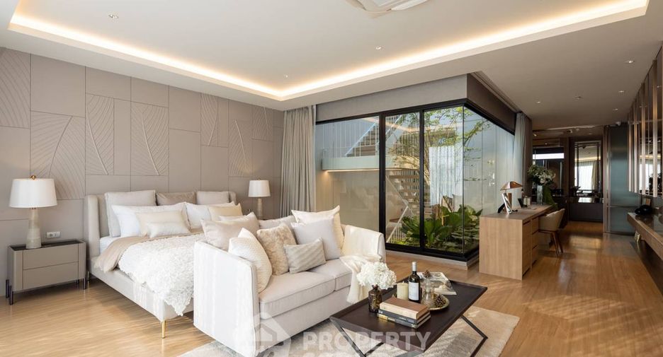 For sale 3 bedrooms townhouse in Lat Phrao, Bangkok