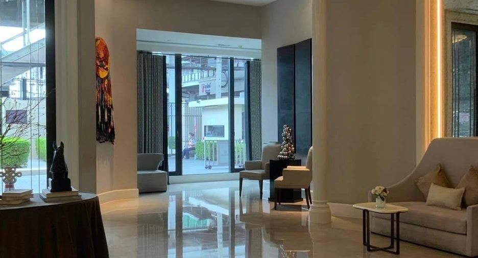 For sale 2 bedrooms condo in Sathon, Bangkok