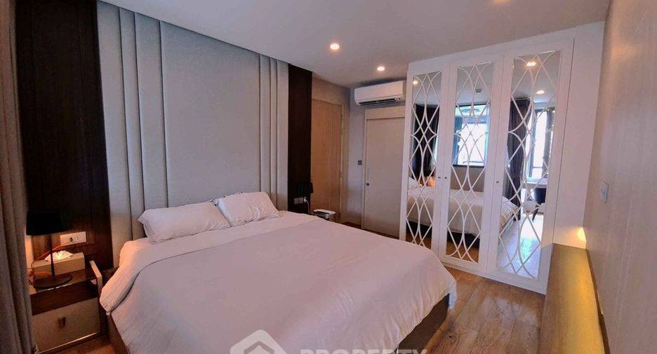 For sale 1 bed condo in Pathum Wan, Bangkok