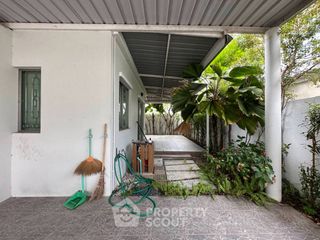 Haus zum Kauf mit 3 Zimmer in Si Racha, Chonburi