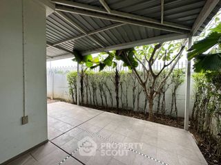 Haus zum Kauf mit 3 Zimmer in Si Racha, Chonburi