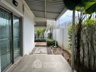Haus zum Kauf mit 3 Zimmer in Si Racha, Chonburi