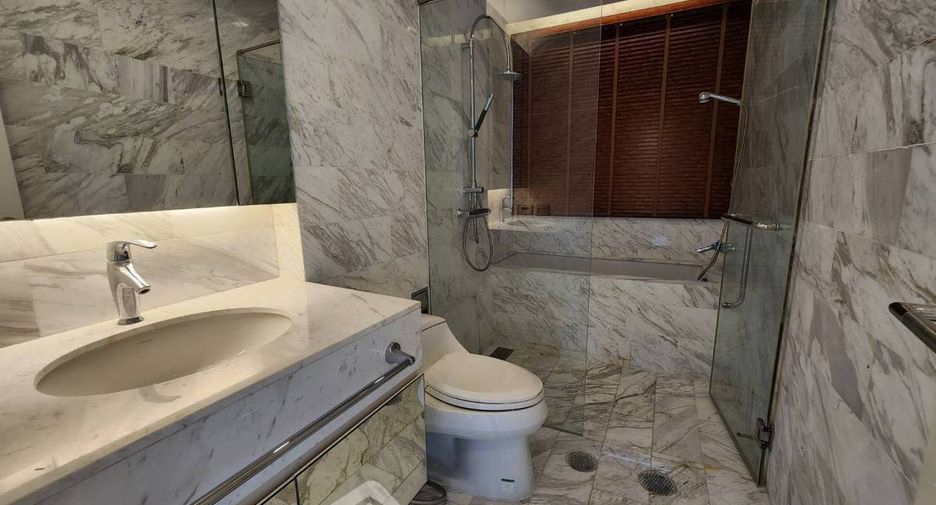 Condo en venta de 2 habitaciones en Watthana, Bangkok
