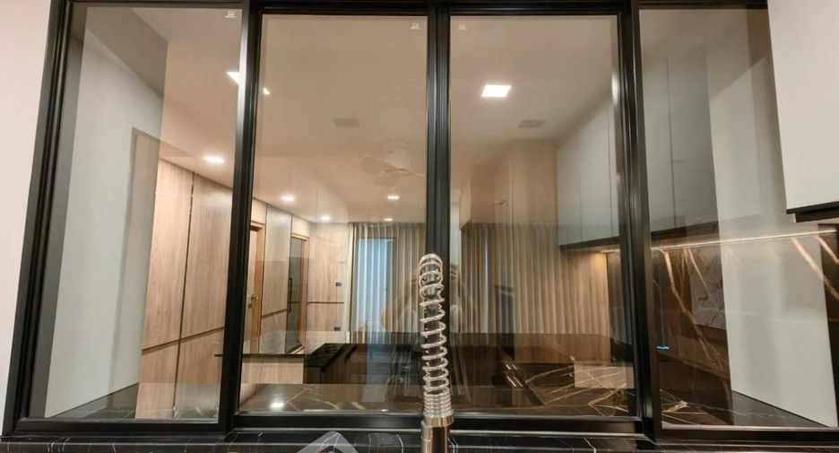 Wohnung zur Miete und zum Kauf mit 3 Zimmer in Pathum Wan, Bangkok