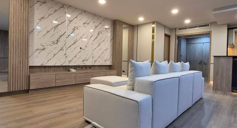 Condo en alquiler y en venta de 3 habitaciones en Pathum Wan, Bangkok