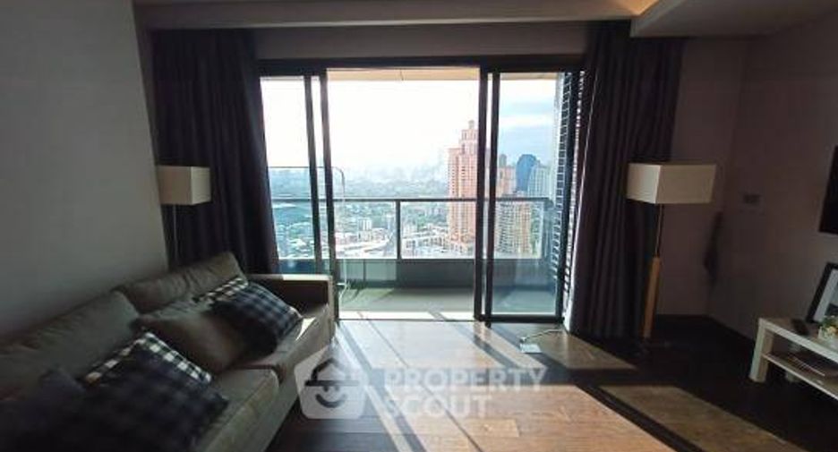 For sale 2 bedrooms condo in Khlong Toei, Bangkok