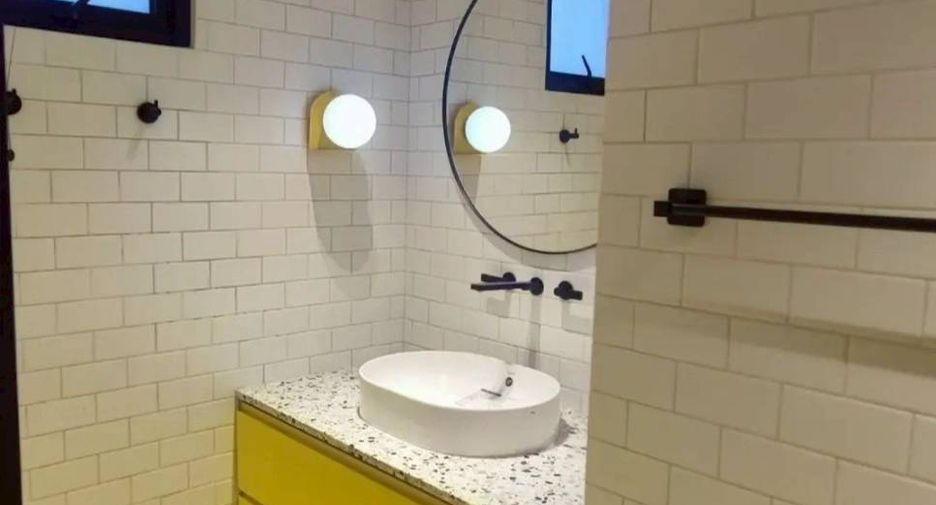 For sale 2 bedrooms condo in Watthana, Bangkok