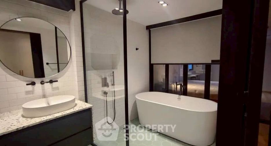 For sale 2 bedrooms condo in Watthana, Bangkok