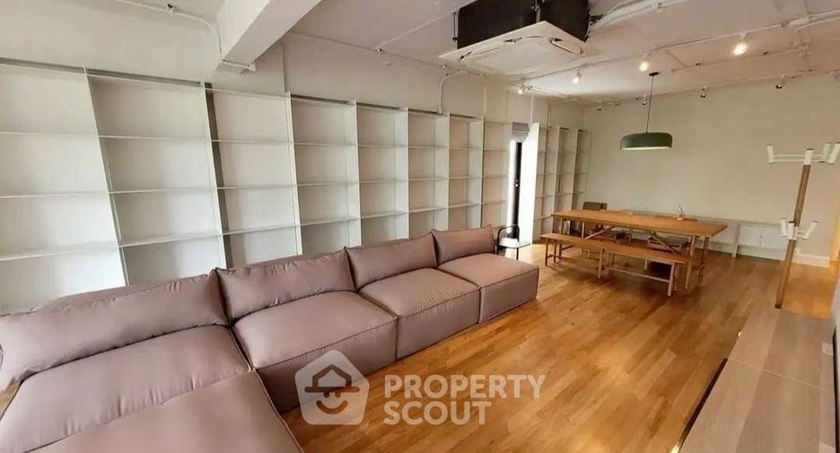 For sale 2 bedrooms condo in Watthana, Bangkok
