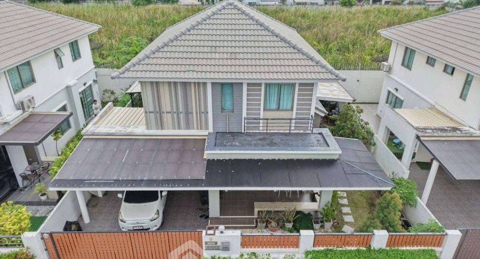 For sale 3 bedrooms house in Phan Thong, Chonburi