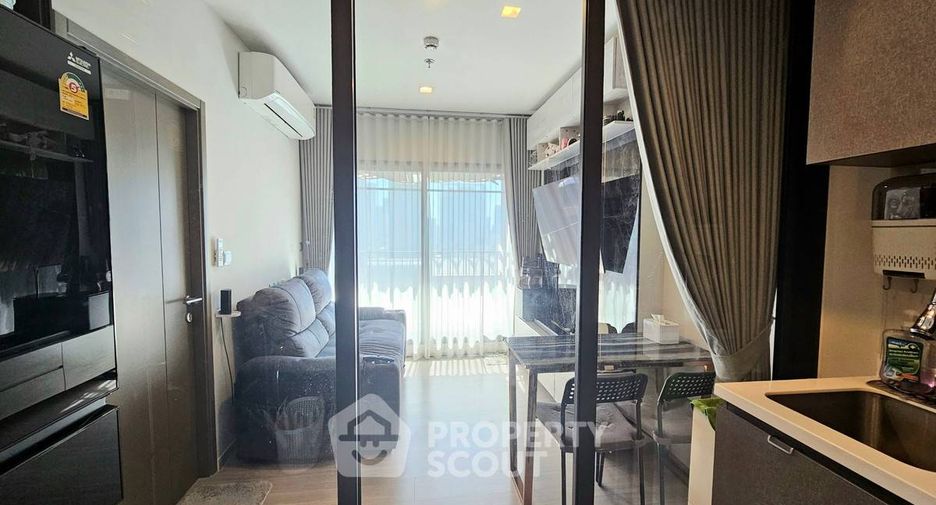 For sale 1 bed condo in Huai Khwang, Bangkok