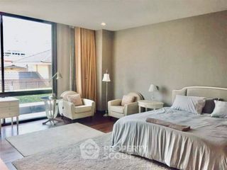 Продажа 2 спальни таунхаус в Щаттхана, Бангкок