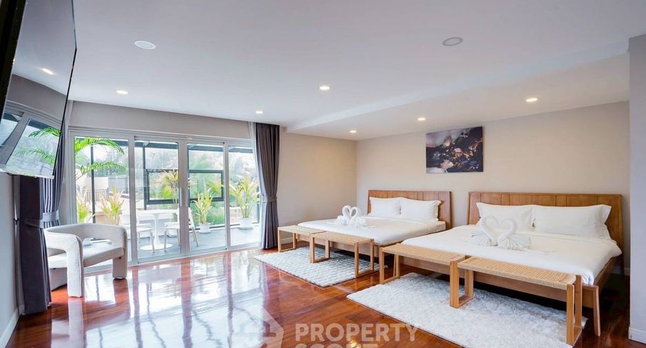 For sale 7 bedrooms villa in Jomtien, Pattaya