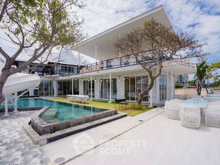 For sale 7 bedrooms villa in Bang Lamung, Chonburi