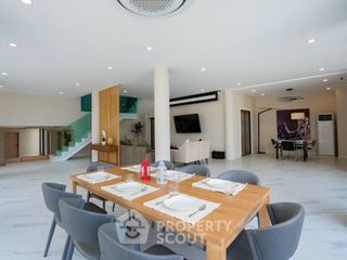 For sale 7 bedrooms villa in Bang Lamung, Chonburi