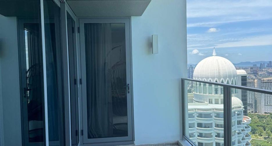 Condo en venta de 3 habitaciones en Bang Lamung, Chonburi