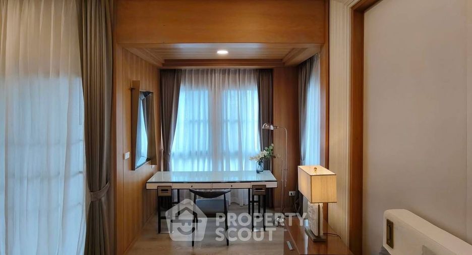 Haus zur Miete und zum Kauf mit 5 Zimmer in Saphan Sung, Bangkok