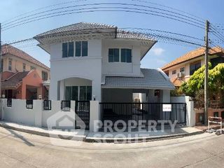 Продажа 3 спальни дом в Mueang Chon Buri, Чонбури