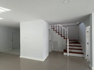 Продажа 3 спальни дом в Mueang Chon Buri, Чонбури