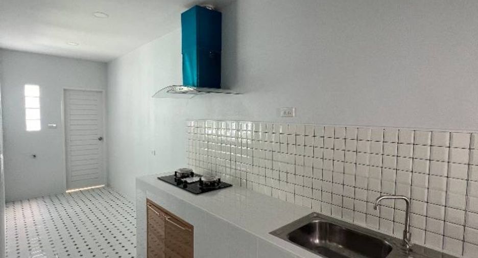 À vendre 3 chambres maison à Mueang Chon Buri, Chonburi