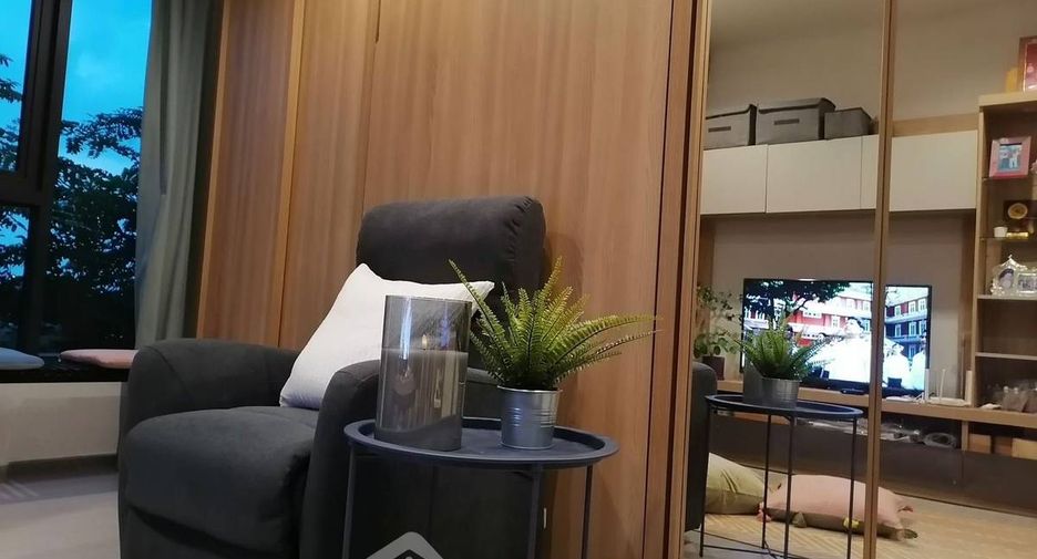 For sale 1 bed condo in Phra Khanong, Bangkok