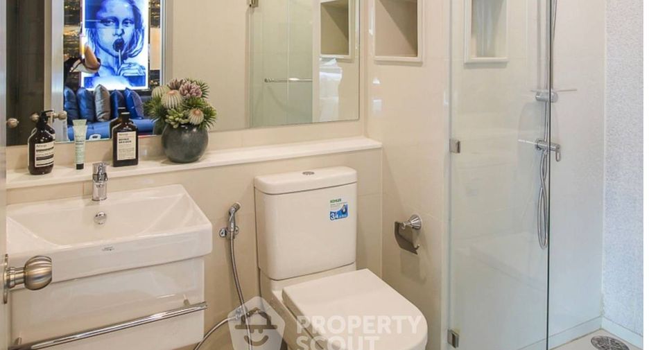 For sale 1 bed condo in Phra Khanong, Bangkok