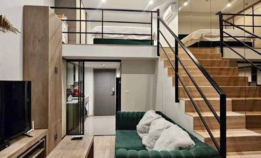 Продажа 1 кровать кондо в Хуаи Кхщанг, Бангкок
