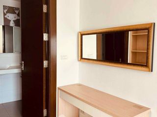 For sale 1 bed condo in Huai Khwang, Bangkok
