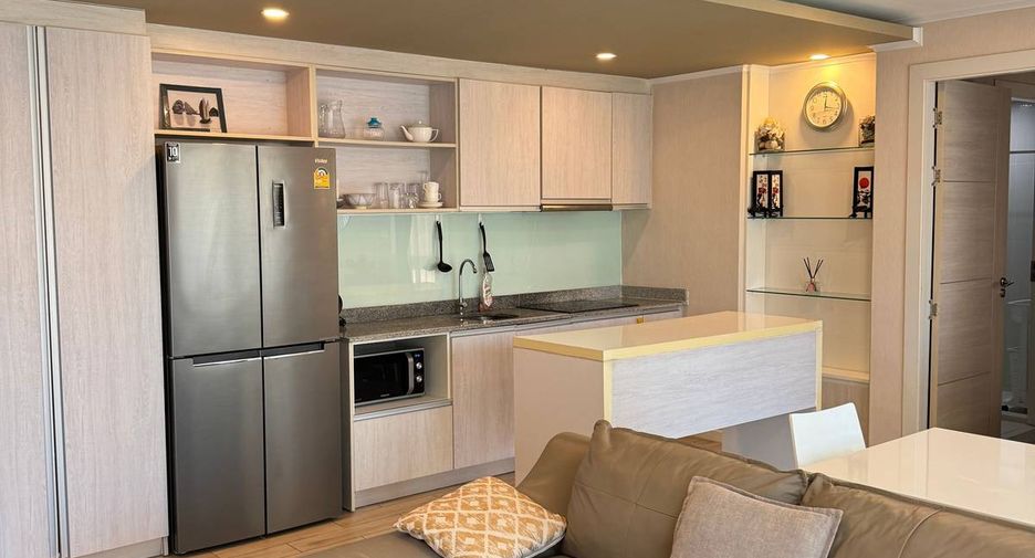 For sale 2 bedrooms condo in Jomtien, Pattaya