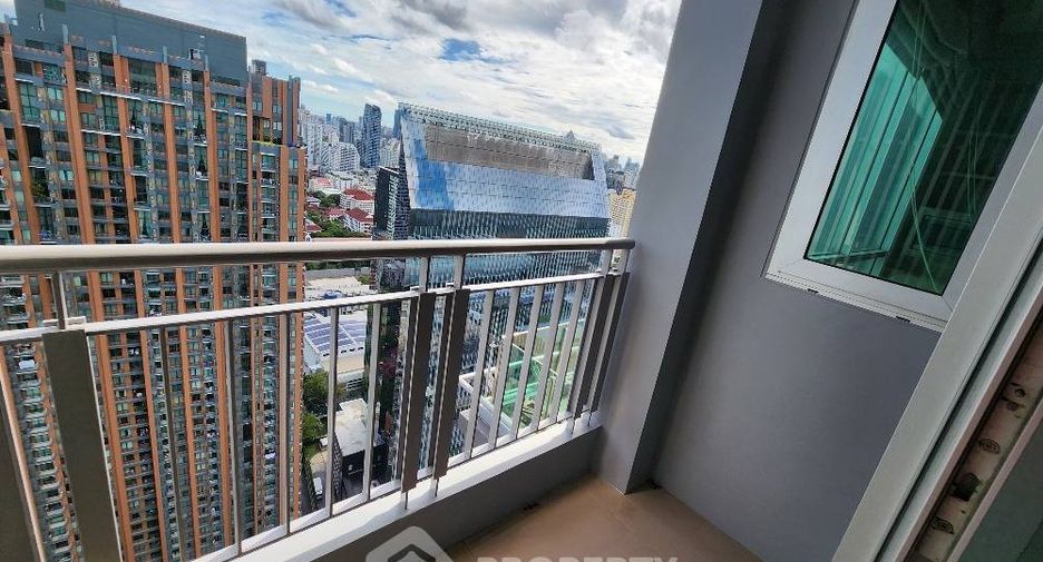 For sale 1 bed condo in Watthana, Bangkok