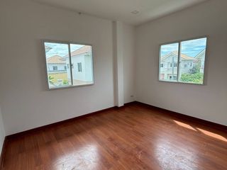 Продажа 3 спальни дом в Нонг Кхаем, Бангкок