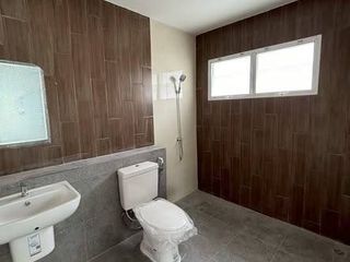 Продажа 3 спальни дом в Нонг Кхаем, Бангкок