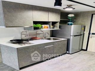 For sale 2 bedrooms condo in Huai Khwang, Bangkok