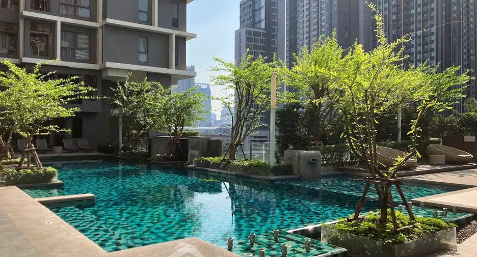 For sale 1 bed condo in Huai Khwang, Bangkok