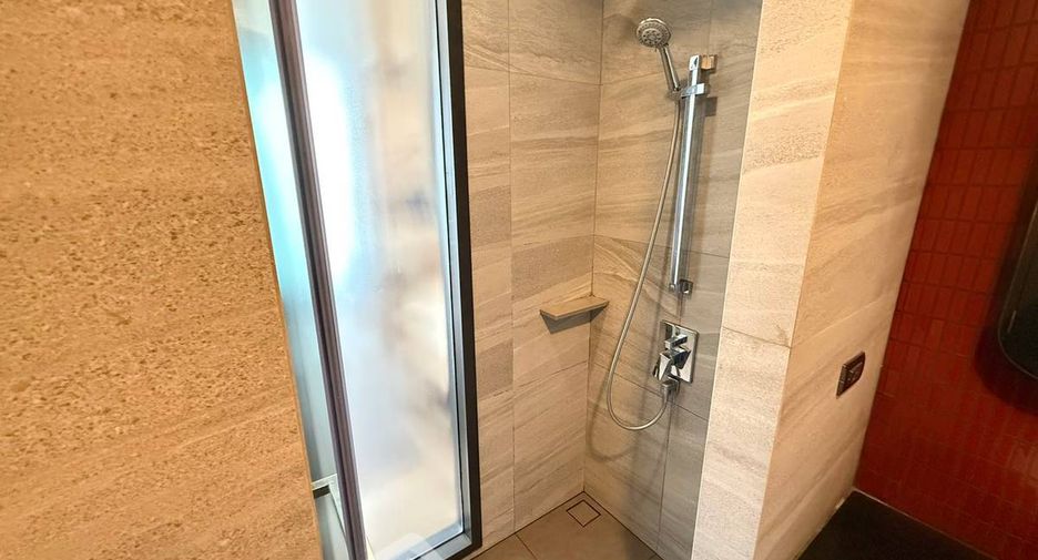 À vendre 1 chambre condo à Bang Lamung, Chonburi